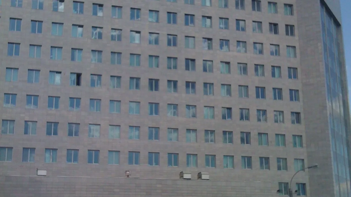 Здание Арбитражного суда города Москвы на Большой Тульской улице