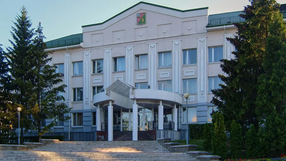 Административное здание в центре Старого Оскола