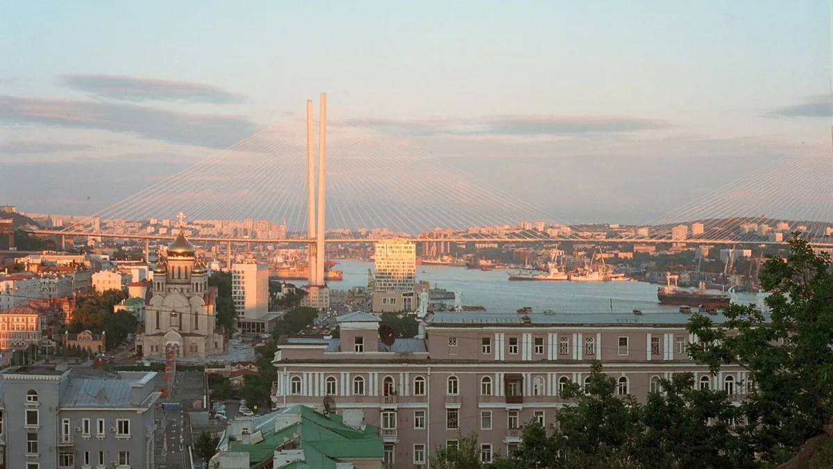 Золотой мост во Владивостоке