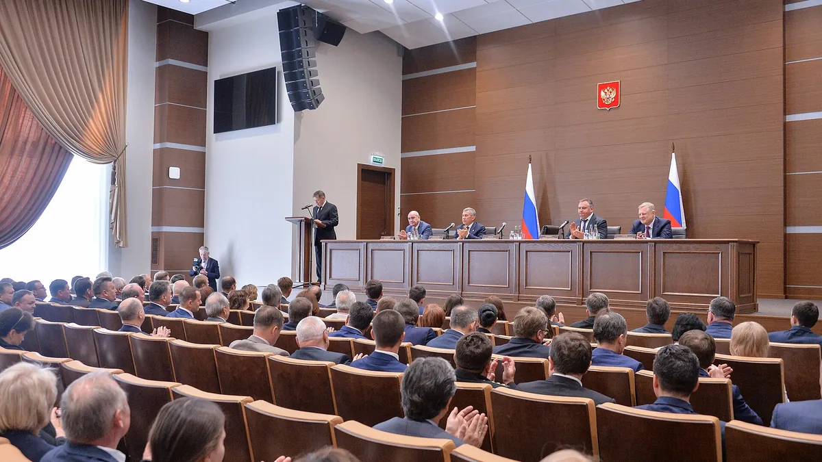 Зал заседаний в здании Арбитражного суда Республики Татарстан